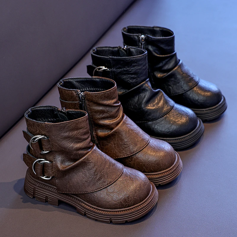 

Classic Trend Girls' Casual Platform Boots Autumn and Winter Fashion Double Buckle Decoration Children's Retro Fashion Boots.