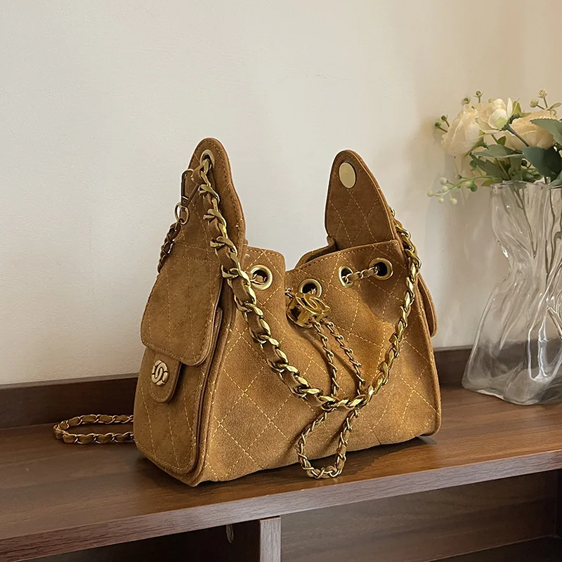 

​​2025 Suede Bucket Bag Waterproof Lightweight, Retro Adjustable Crossbody Strap for Women Travel Commute Essentials