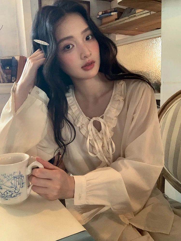 

Loose Long Sve V-Ne Women's irt Spring 2026 New Sle French Sle Breathable Comfortable Wood ain irt