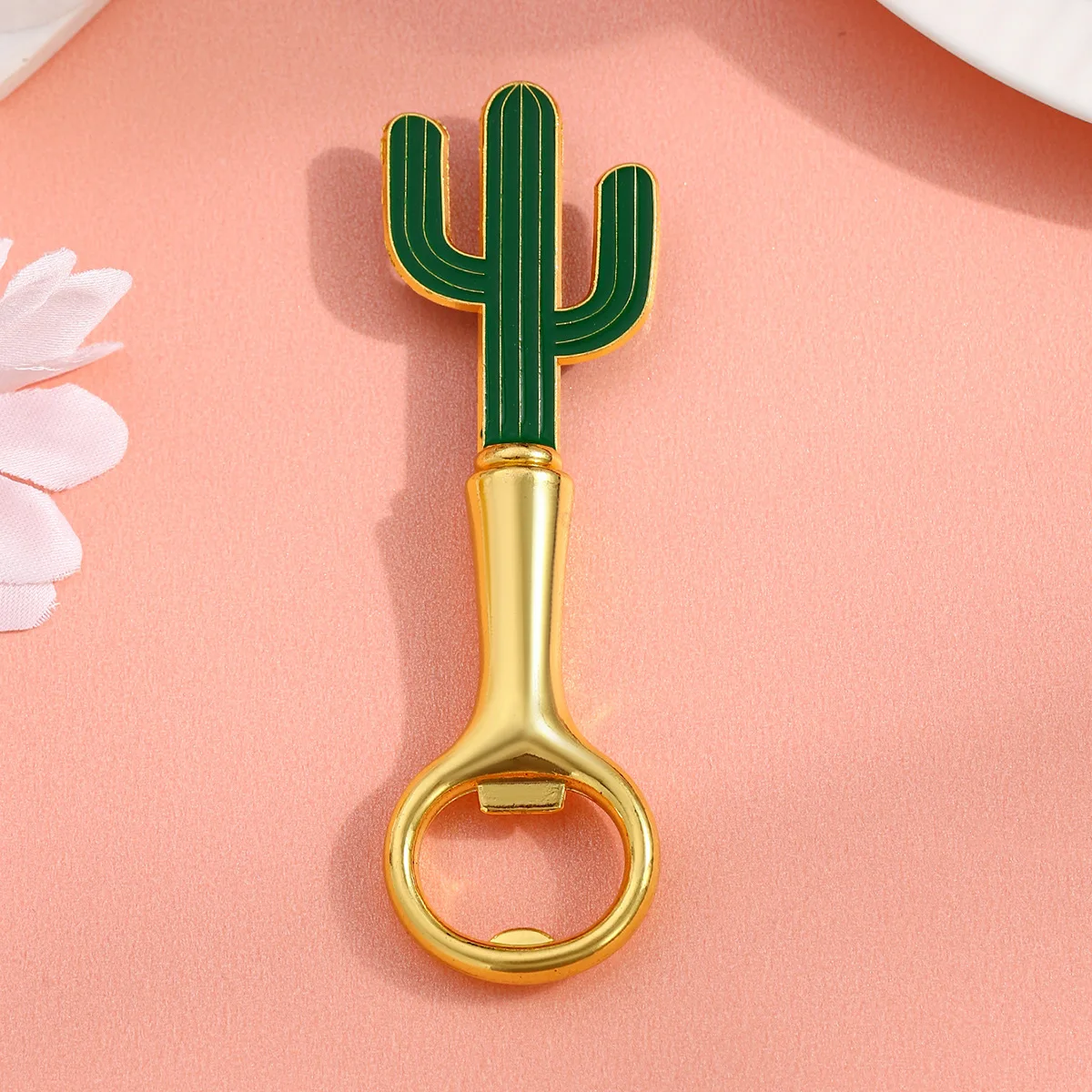 50pcs Cactus Shape Beer Bottle Opener Tools Gadgets Small Wedding Favors for Guests Alloy Kitchen Openers