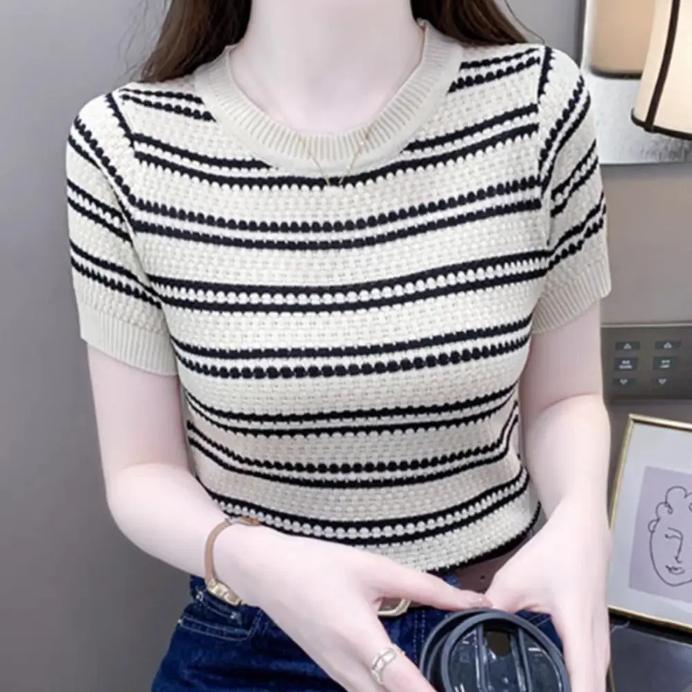 أزياء Ins قصيرة الأكمام المحاصيل الأعلى الحلو الملابس النسائية شريط محبوك تي شيرت قاع قميص سليم صالح تريكو النساء الإناث