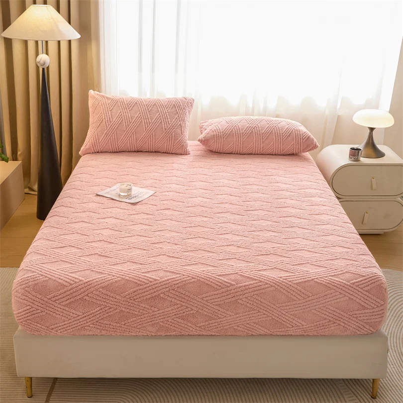 Jacquard Bed Cover Super Soft Velvet Mattress Cover Striped Plaid Elastic Fitted Sheet Warm Mattress Protector 140/160/180x200cm