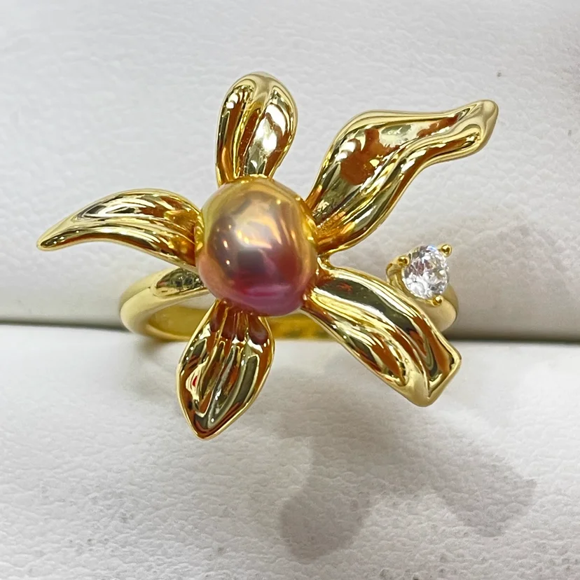 Stunning South Sea …