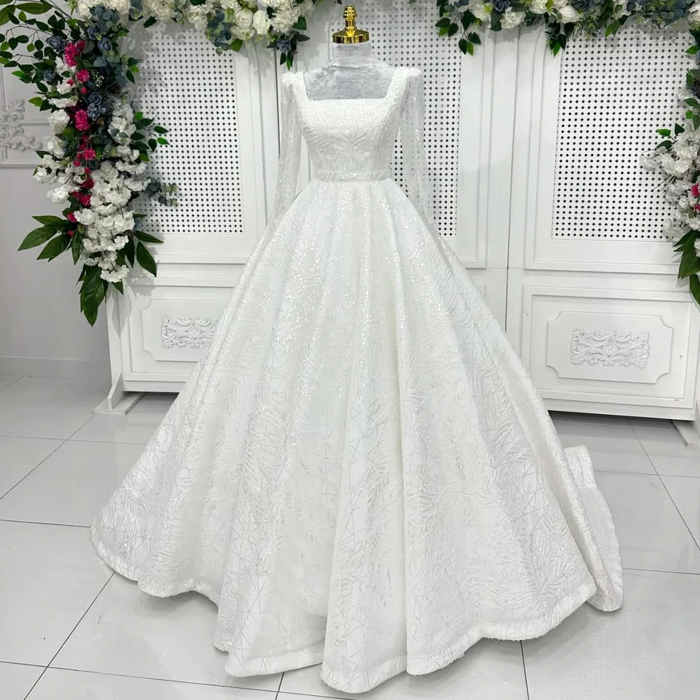 New Pearl Jewelry Wedding Dress Luxury Long Sleeved Square Neck Bridal Dress White Elegant Dress