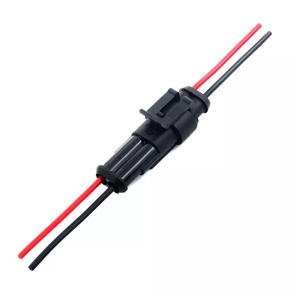 Automotive Electrical Connector Sealed Male Female Connector 10cm Cable Length 22AWG Wire Gauge Maximum Current 10A