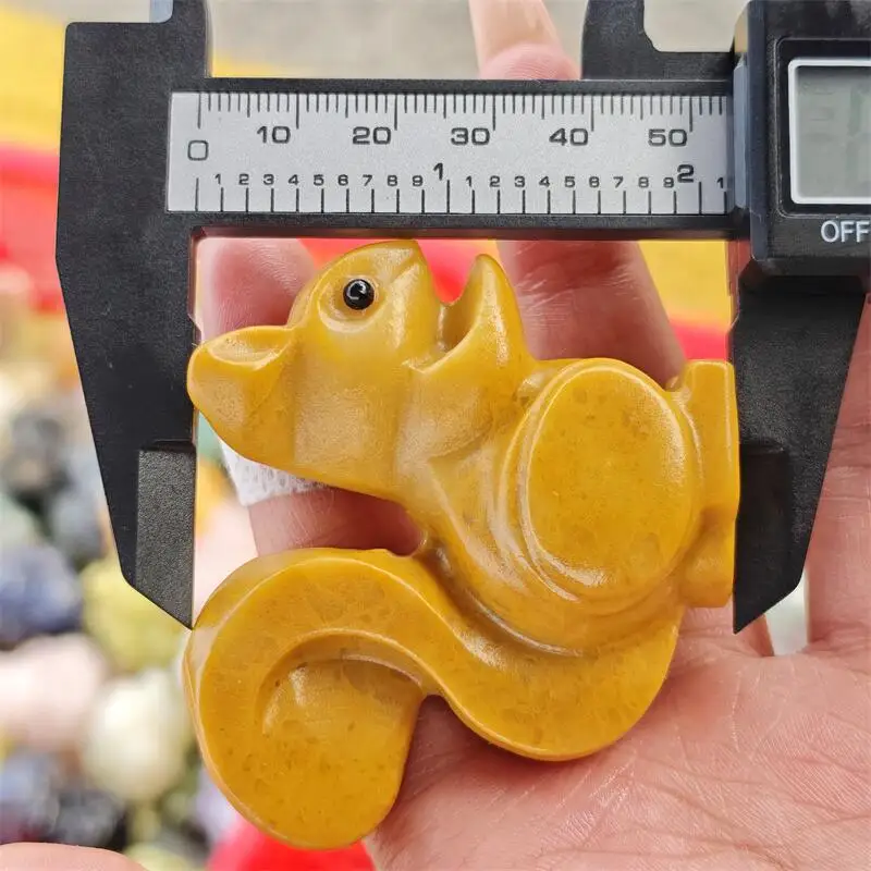 Natural Yellow Quartz Squirrel Carving Crystal Fortune Statue Fortune Money Good Luck Room Decor Gift 1PCS