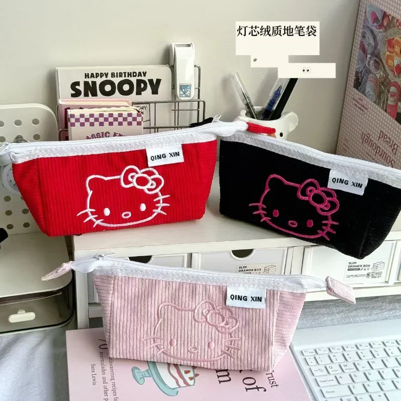 

Sanrio Kawaii Hello Kitty Student Pencil Case High-Capacity Zipper Stationery Storage Bag Girl's Creative Portable Makeup Bag
