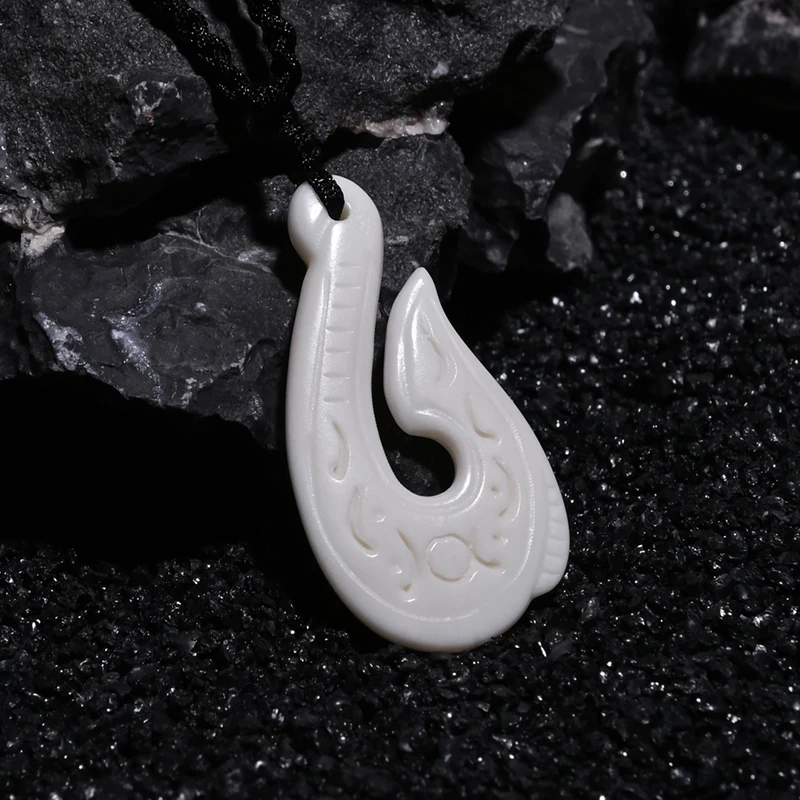 GX041 New Zealand Maori jewelry hand-carved yak bone Fish Hook pendant Primitive tribes totem amulet handmade jewelry for gift