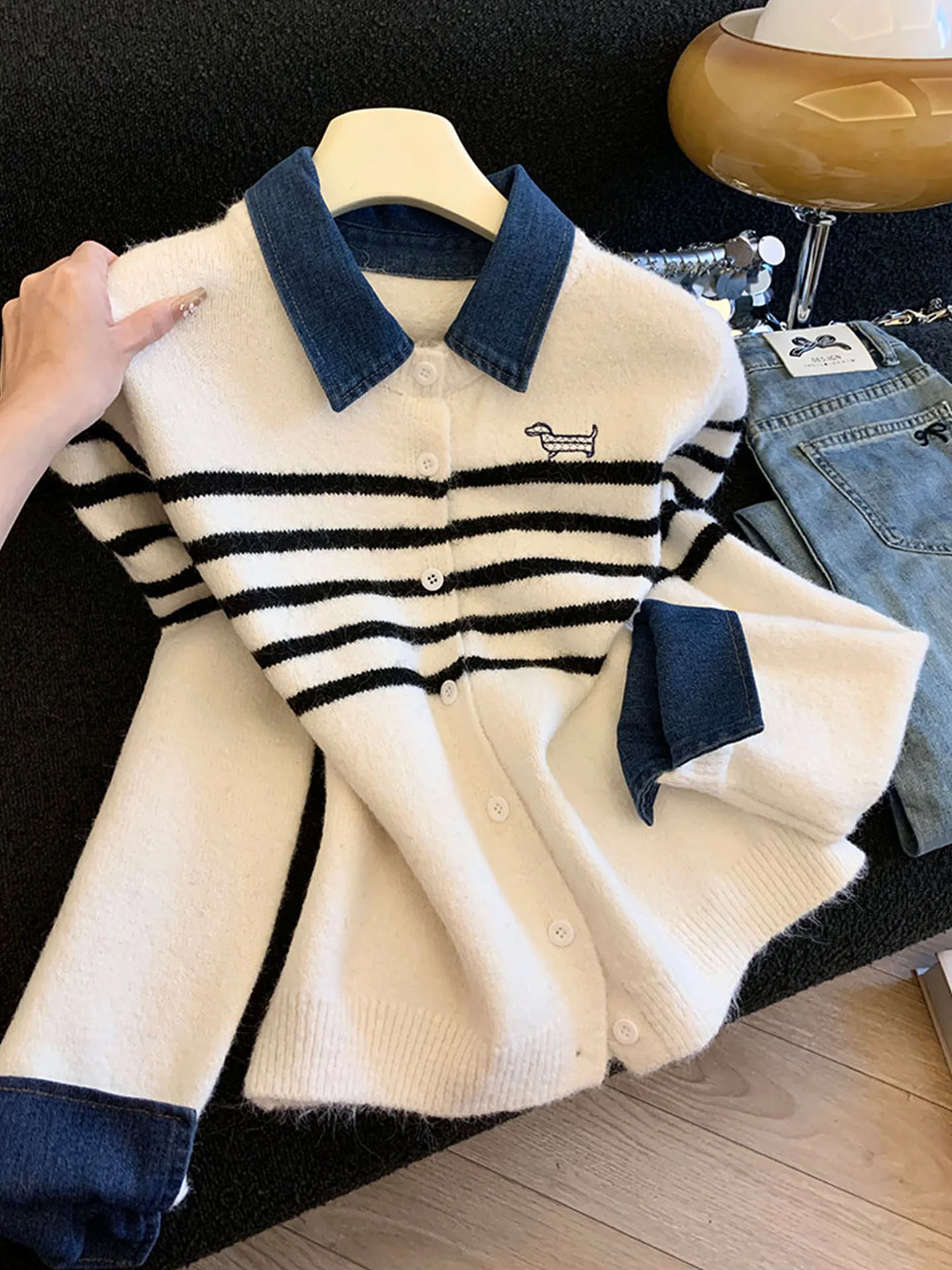 

Emily Clud Recommended Women's Knitted Denim Patchwork Collar Sweater Coat Casual Sle Fake Two-Piece Stripe Design Lon...