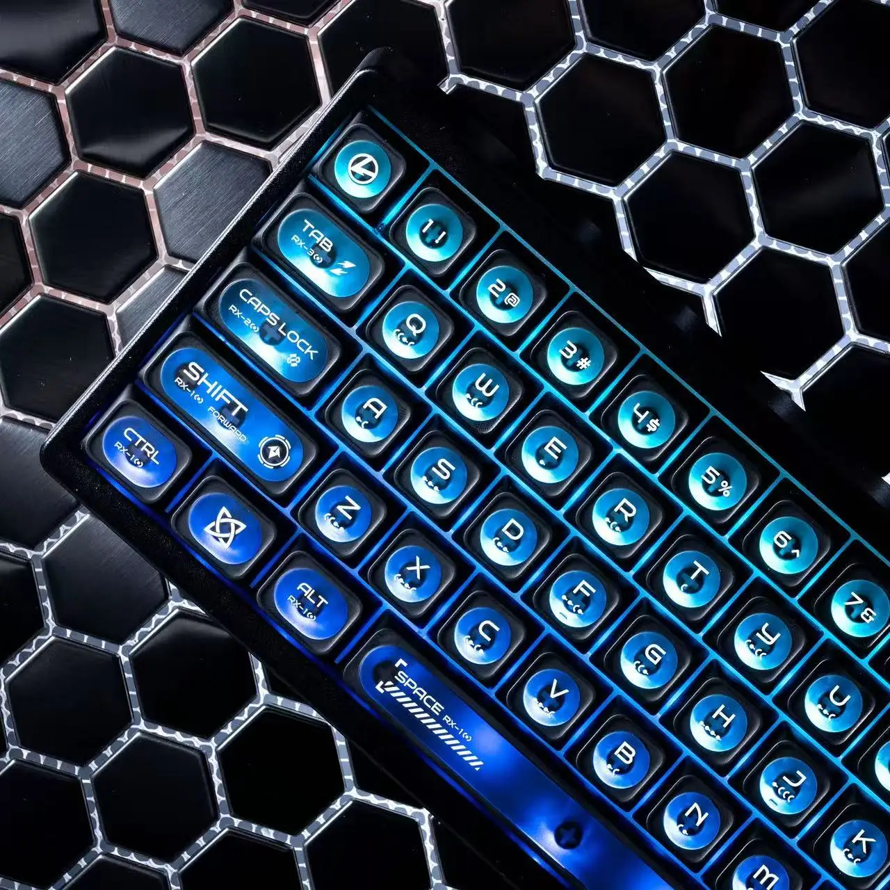 Cat's Eye Stone themed keycaps, moon mist facial light transmission personality, PBT PC matte texture, Cherry profile keycaps.
