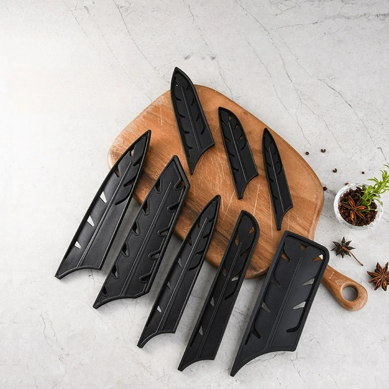 أكمام غطاء السكاكين تناسب سكين الشيف، وسكاكين الخبز والتشكيل - وواقي الشفرة من بلاستيك ABS