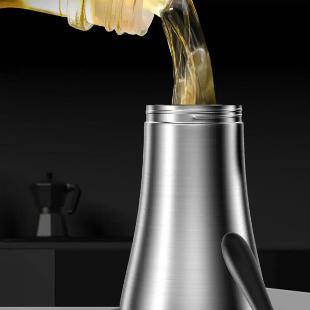 

1pc Stainless Steel Bottle Large Capacity Kitchen Condiment Bottle For Cooking Oil Vinegar Storage Simple Seasoning Jar Home