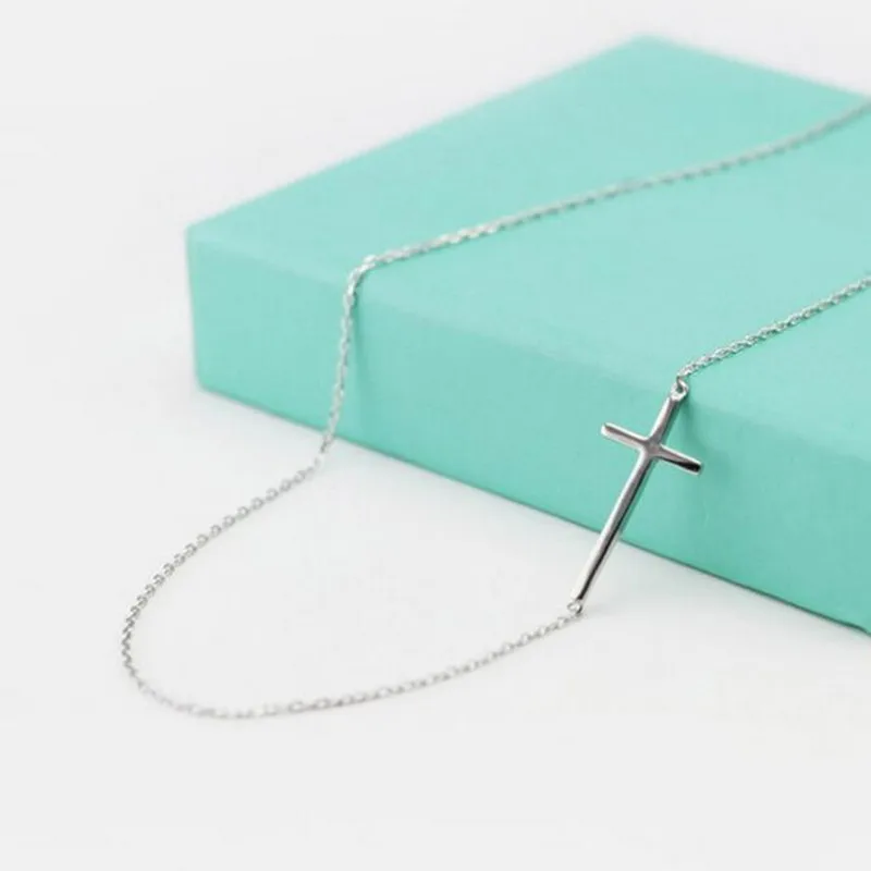 Persönlichkeit Kreuz Weiblichen Kurzen Absatz 925 Sterling Silber Schmuck Nicht Allergisch Süße Einfache Wilde Anhänger Halsketten XL002