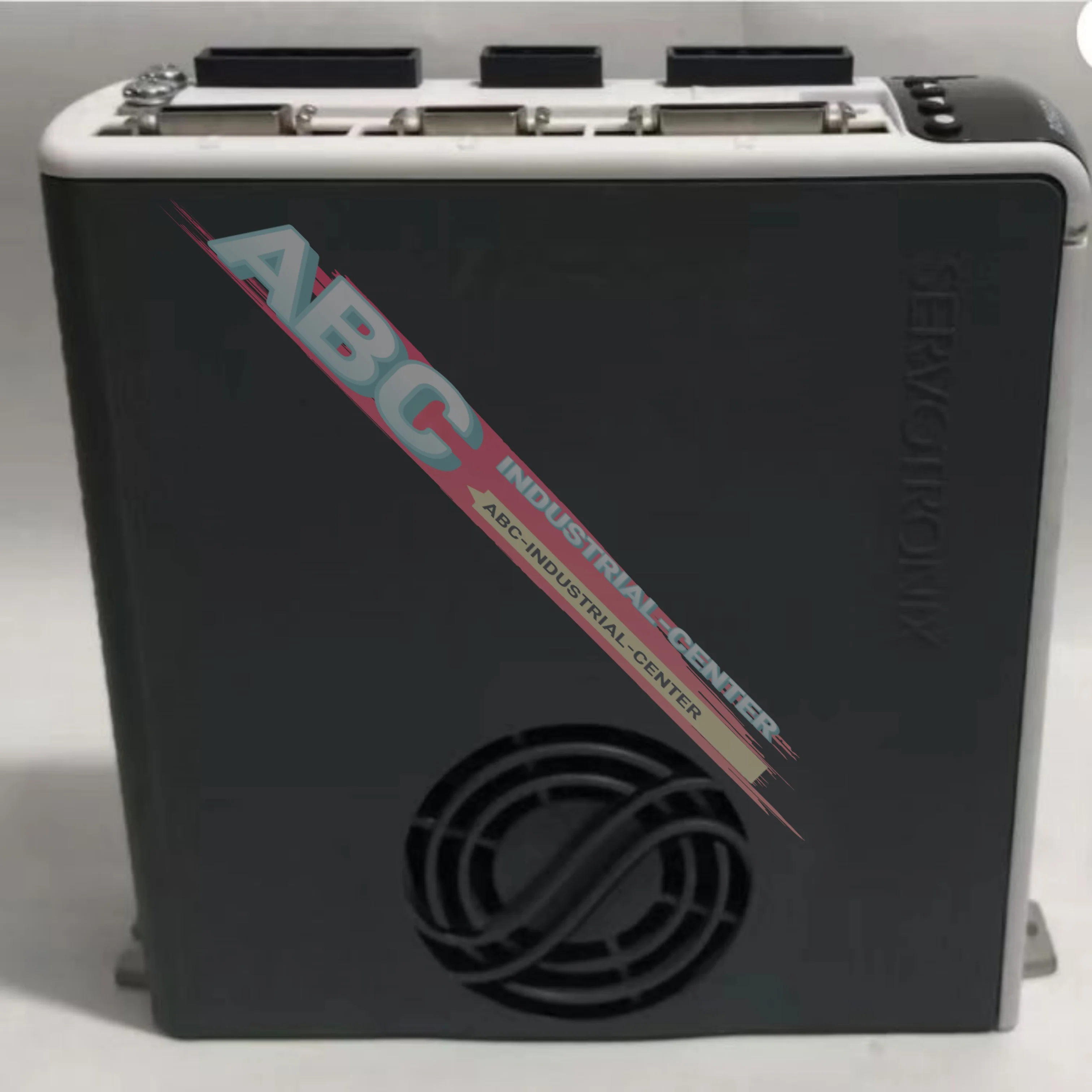 

CDHD-4D52APB0-ST CDHDE-0102AAP Сервопривод 100% НОВЫЙ