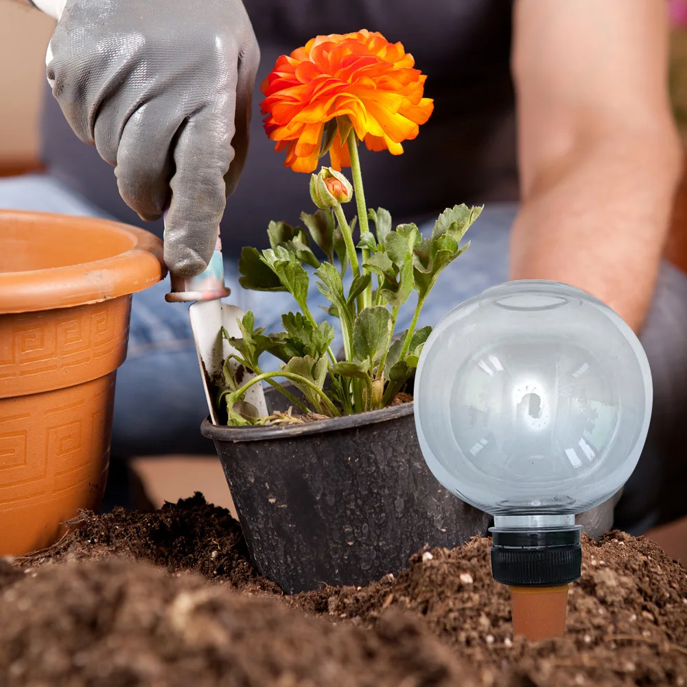 

2/4Pcs Automatic Watering Globes 500ML Transparent Plant Self Watering Bulbs Drip Irrigation System Plastic Water Seepage Device