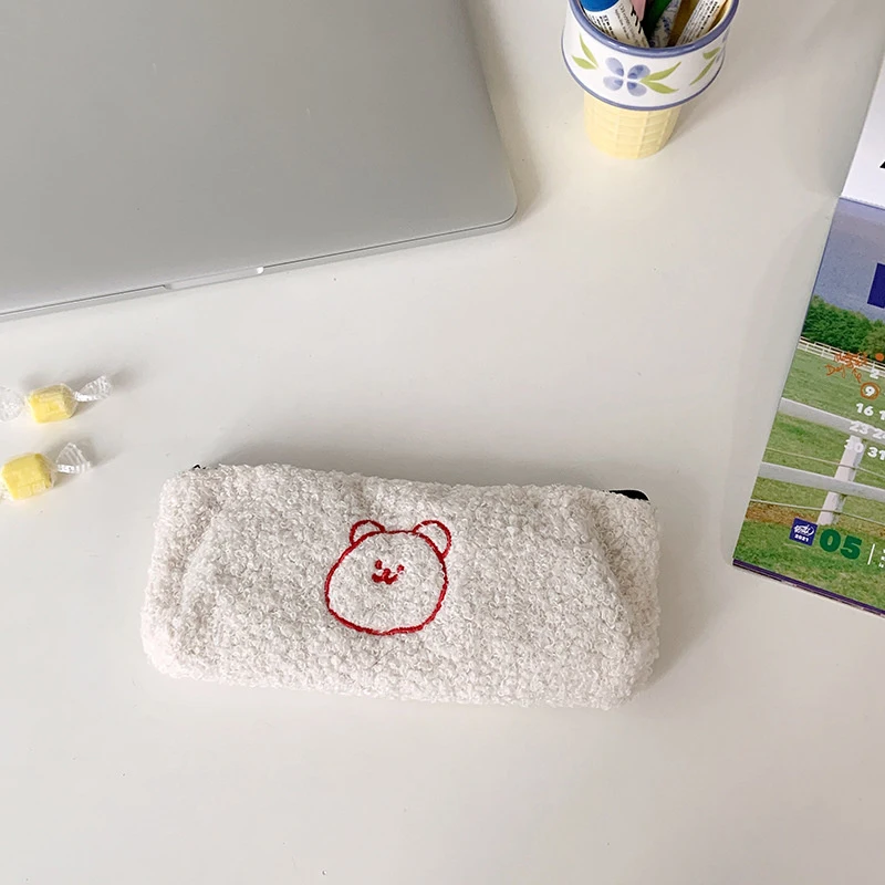 Плюшевый стилус, яркий дизайн, большая емкость, идеально подходит для студентов и офисных работников, отлично подходит для создания ручек и канцелярских принадлежностей