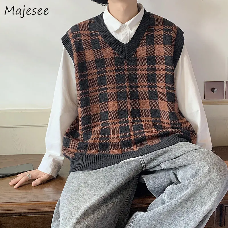 

Plaid Retro Sweater Vest Men Japanese Design Autumn All-match Preppy Stylish Unisex Clothes Harajuku Fashion Knitting Streetwear