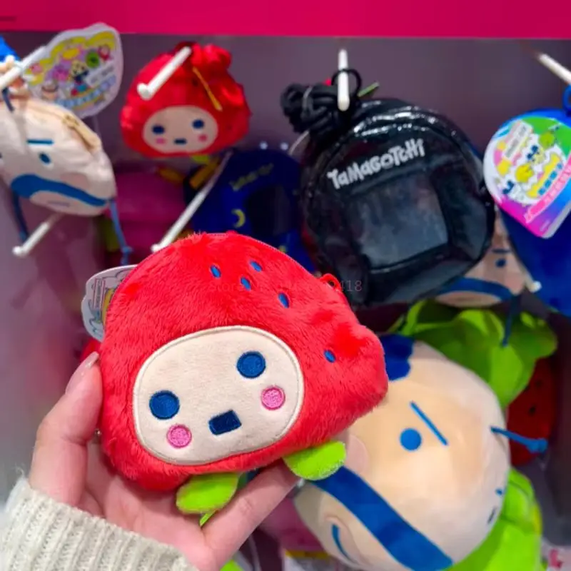 ตุ๊กตา Tamagotchi Mametchi Furawatchi ของ Bandai พร้อมเคสหูฟัง ของเล่นตุ๊กตาขนนุ่ม กระเป๋าเก็บของเล็กๆ ของตกแต่ง ของเล่นเซอร์ไพรส์ ของขวัญ