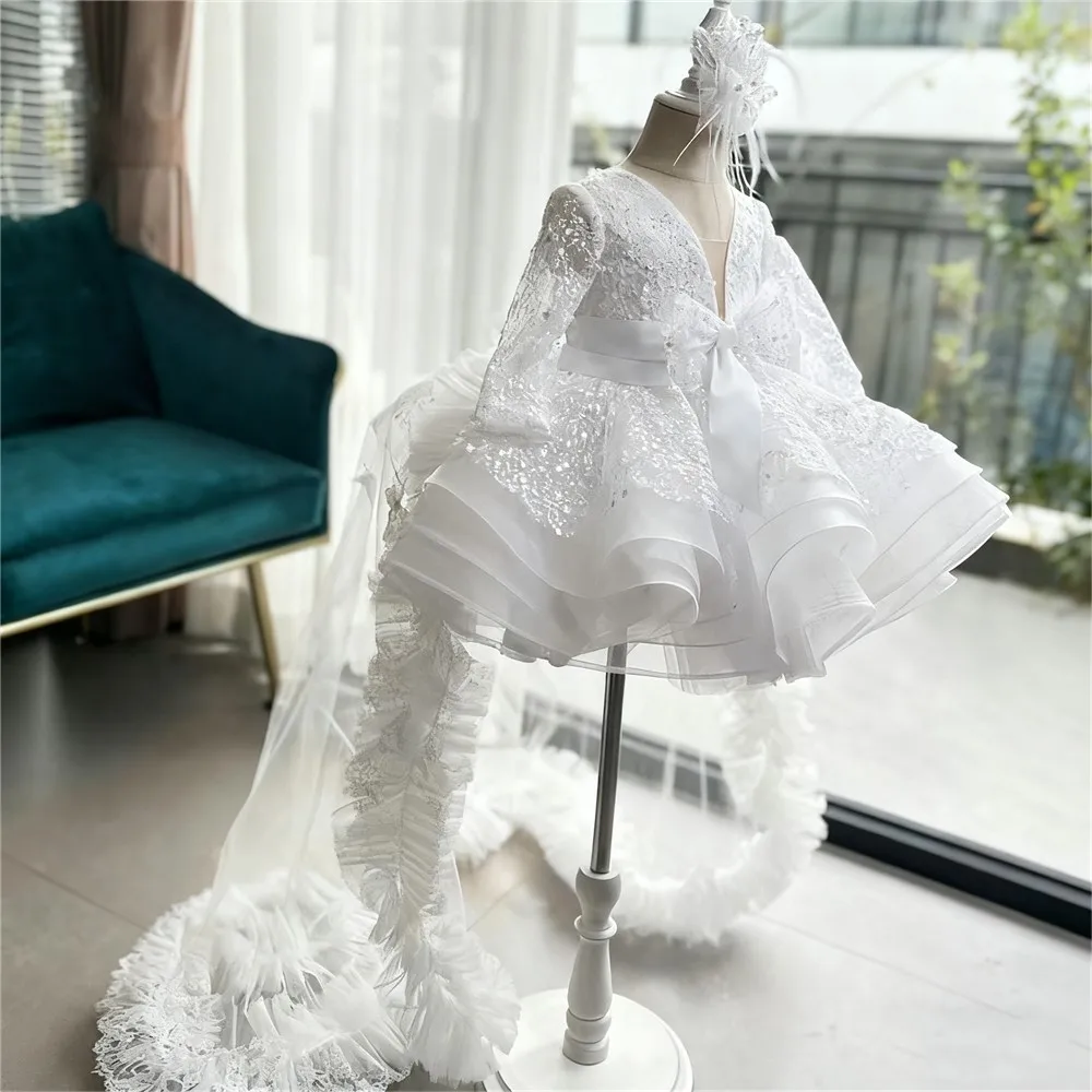 

Luxury White Flower Girl Wedding Dress Sequins Long Sleeve with Tailing V-Neck Tiered Puffy First Communion Birthday Ball Gown