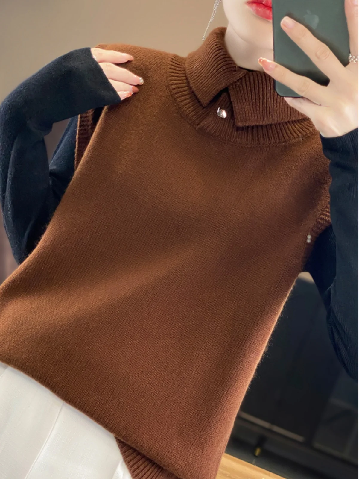 

Faionable Knitted Woolen Vest Women's Spring 2026 New Loose Layered Wear Sli Sweater Vest High Collar Design Commute Sle