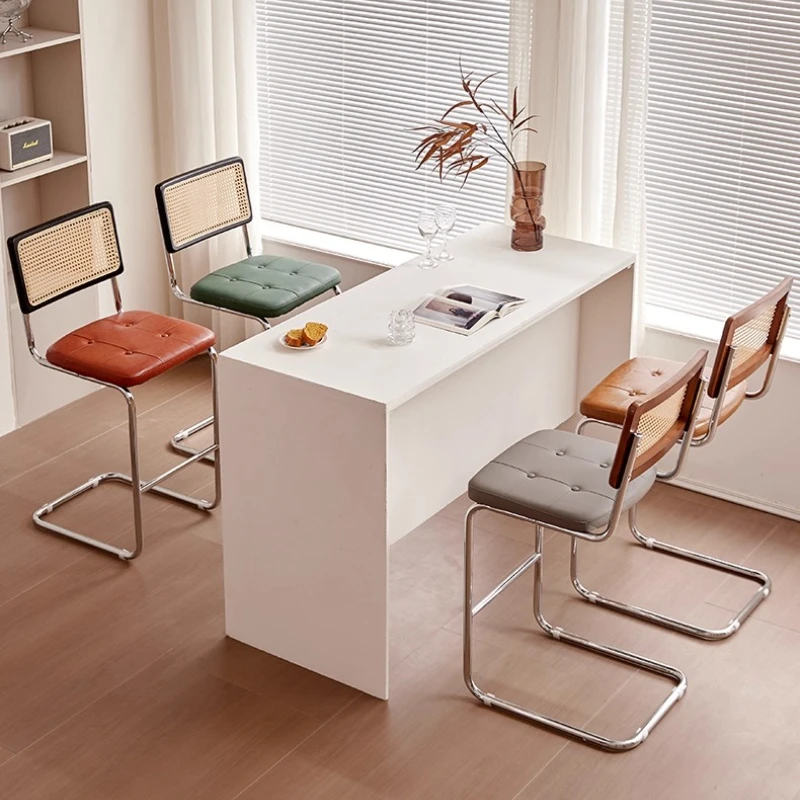 

Mid-Century Modern Bar Stools Rattan Dining Chairs Vintage Tall Foot Counter Stool Designer Homestay Leisure Chair with Backrest