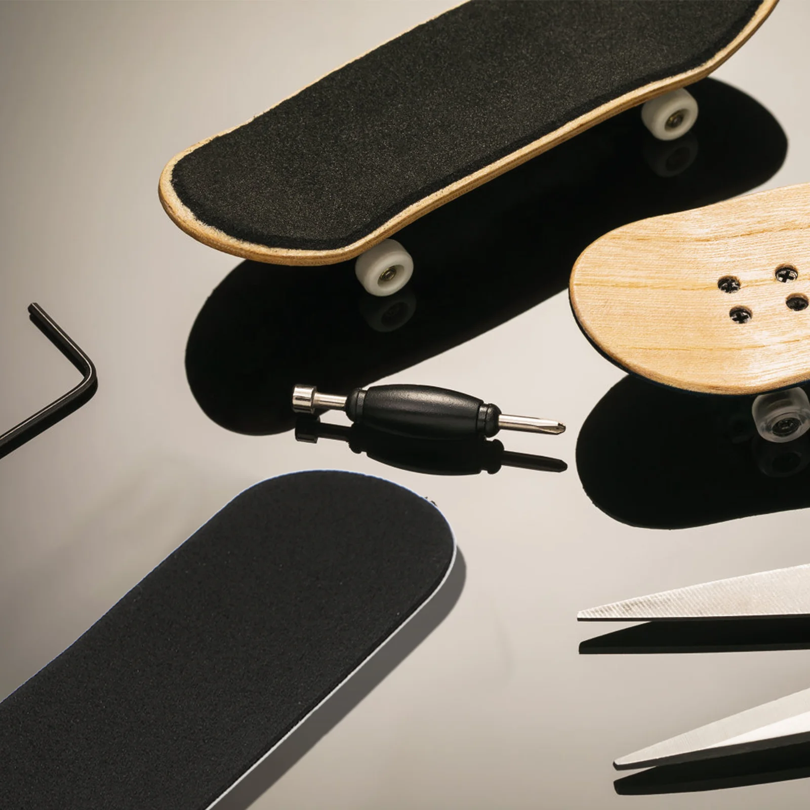 10 stuks schuimgriptape voor toetsenborden antislipstickers met hoge viscositeit, ideale vervanging voor het bovenoppervlak van mini-skateboards