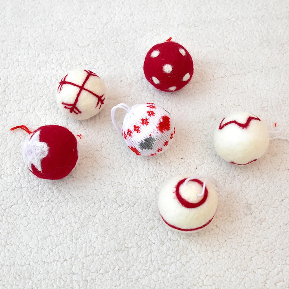 

6pcs Wool Ball Pendant Christmas Decorations Felt Ornaments for Tree Holiday Balls Home Festive Atmosphere Christmas