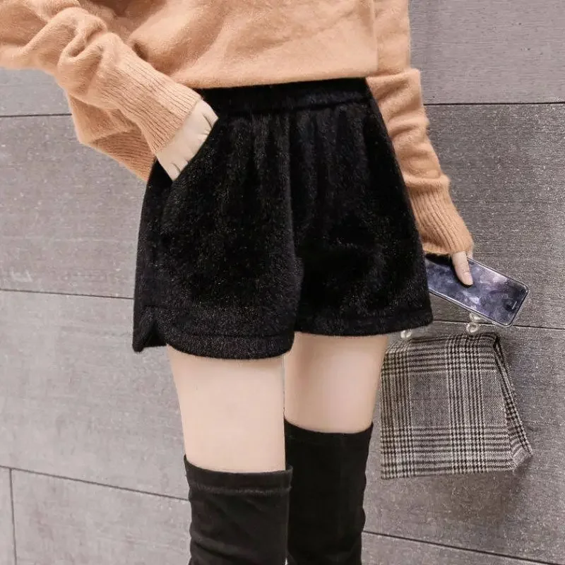 Solid Shorts Women Autumn Winter Soft All-match Side Slit Thicker Elastic Pocket High Waist Plush Warm Simple Office Lady