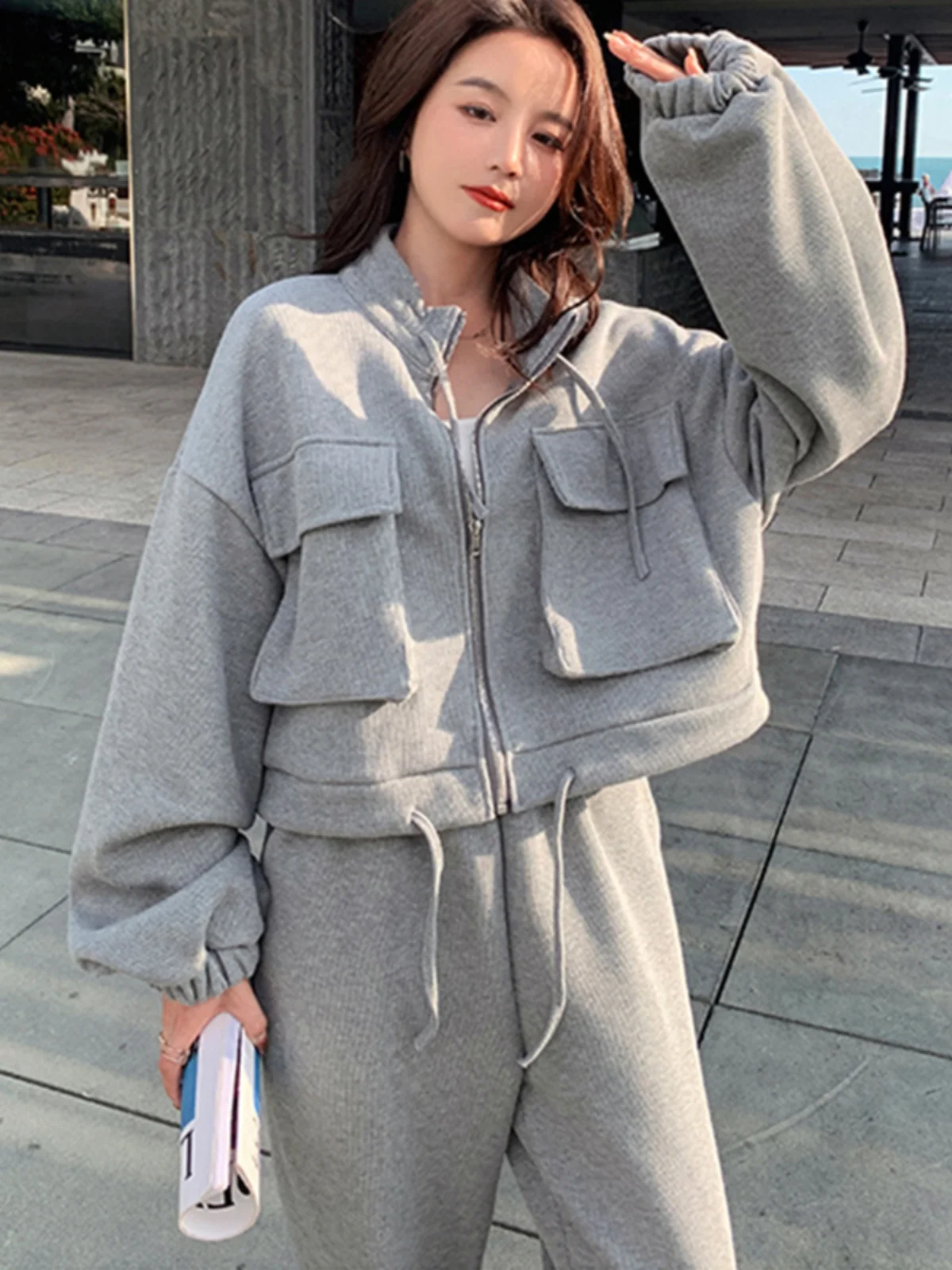 

Retro Grey Short Collar Open Cardigan Workwear Sweatshirt Sports Set Women Spring Autumn New Style Cuffed Pants Two Piece Set