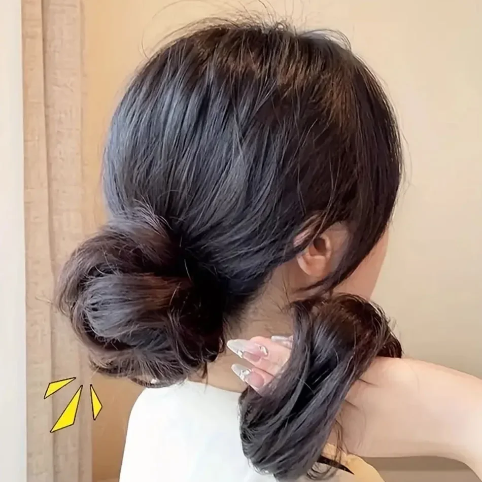 쉽게 착용할 수 있는 합성 업두 가발 우아한 스트레이트 시뇽 번 헤어 고무 밴드 포함 열 저항성 섬유 포니테일 헤어피스