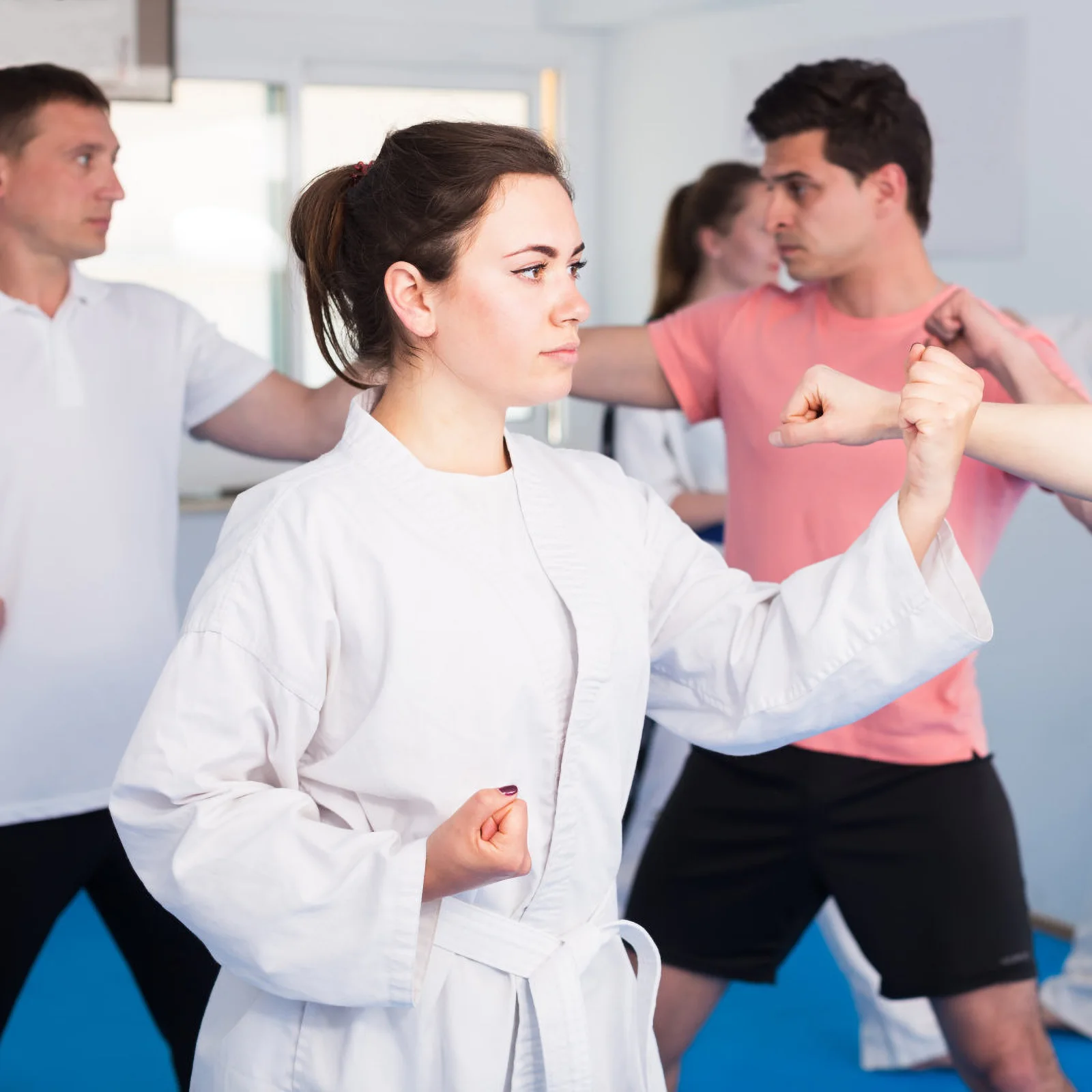 

Adult Karate Costume Premium Material Unrestricted Range of Motion Professional Suit Taekwondos Uniform Karate Uniform for Adult