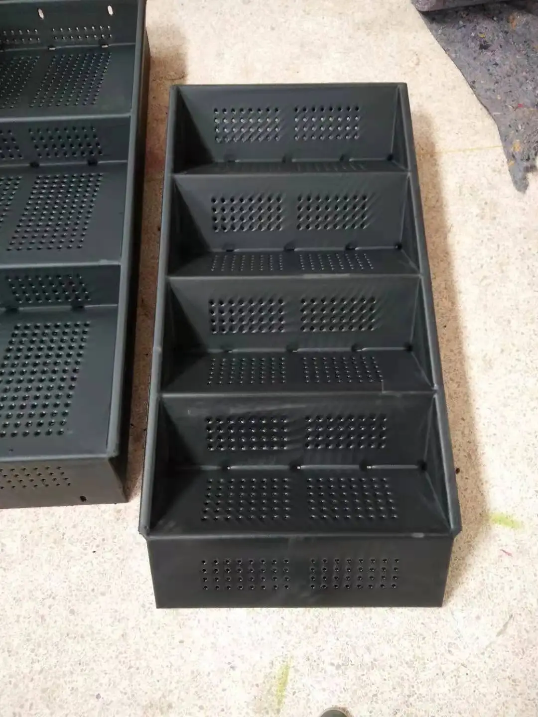 معدات ملعب كبيرة في الهواء الطلق مجموعة أرجوحة ومنزلق متعددة الأشخاص للاستخدام في الحديقة أو مركز تسوق2026