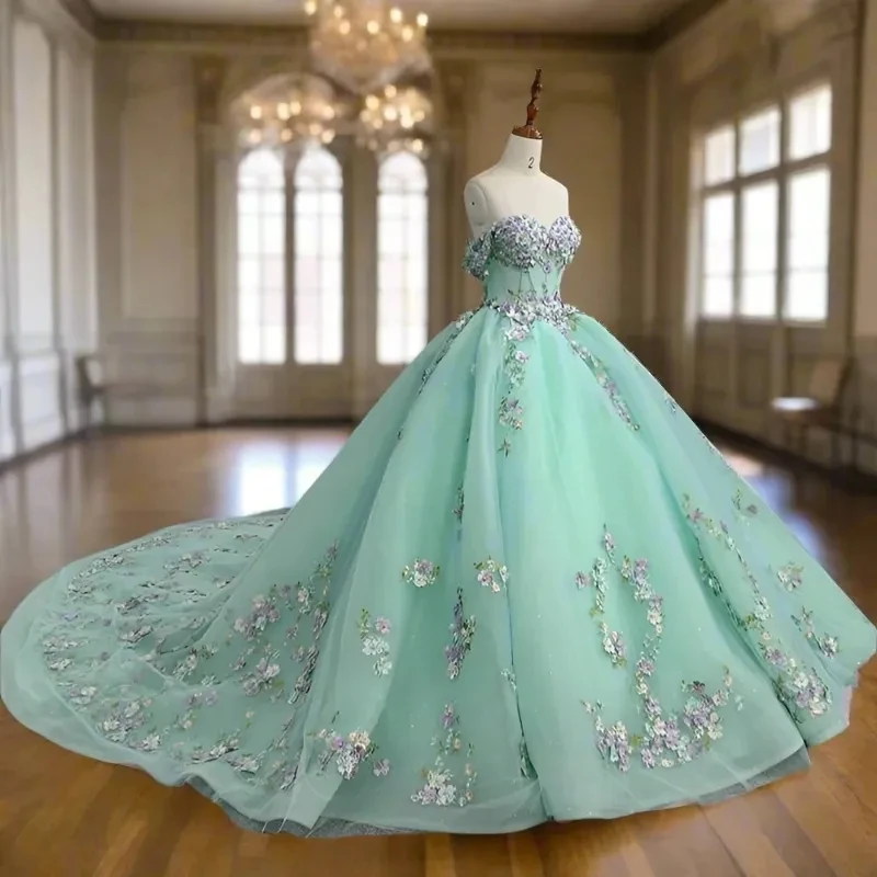 

Customized Mint Green Quinceanera Dresses Ball Gown Off The Shoulde Applique Lace Beading Tull Party Birthday Sweet 16 Dress Ves