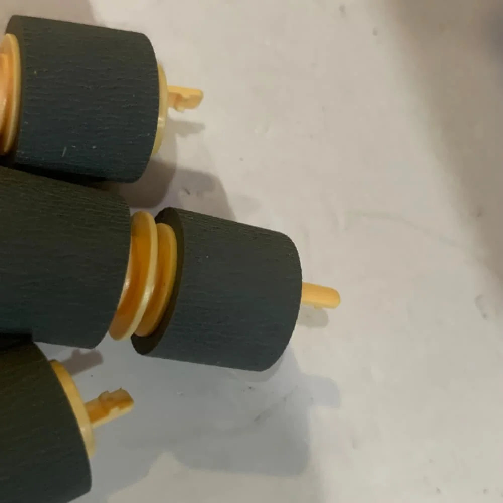 

100 шт. ролик захвата бумаги для Xerox DocuColor 5065 6075 240 250 242 252 260 7025 7030 7035 8000 550 560 570 2060 3060 3065