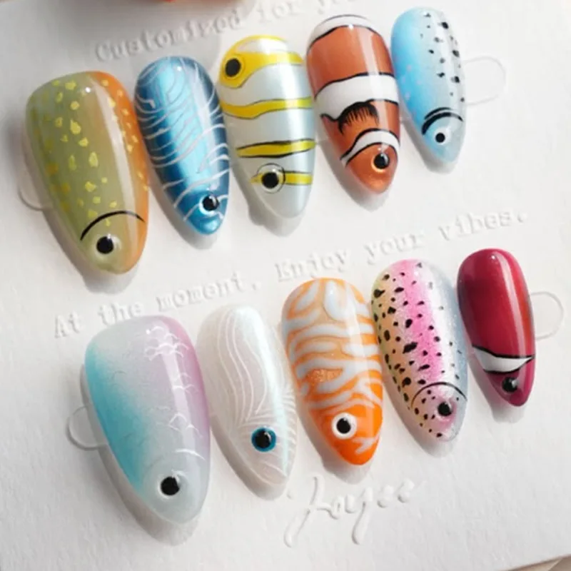 Cute Painted Fish Head Cat Eye Almond Nail Art Wearable Fake Nail Detachable Finished False Nail Press on Nails Ocean fish Nails