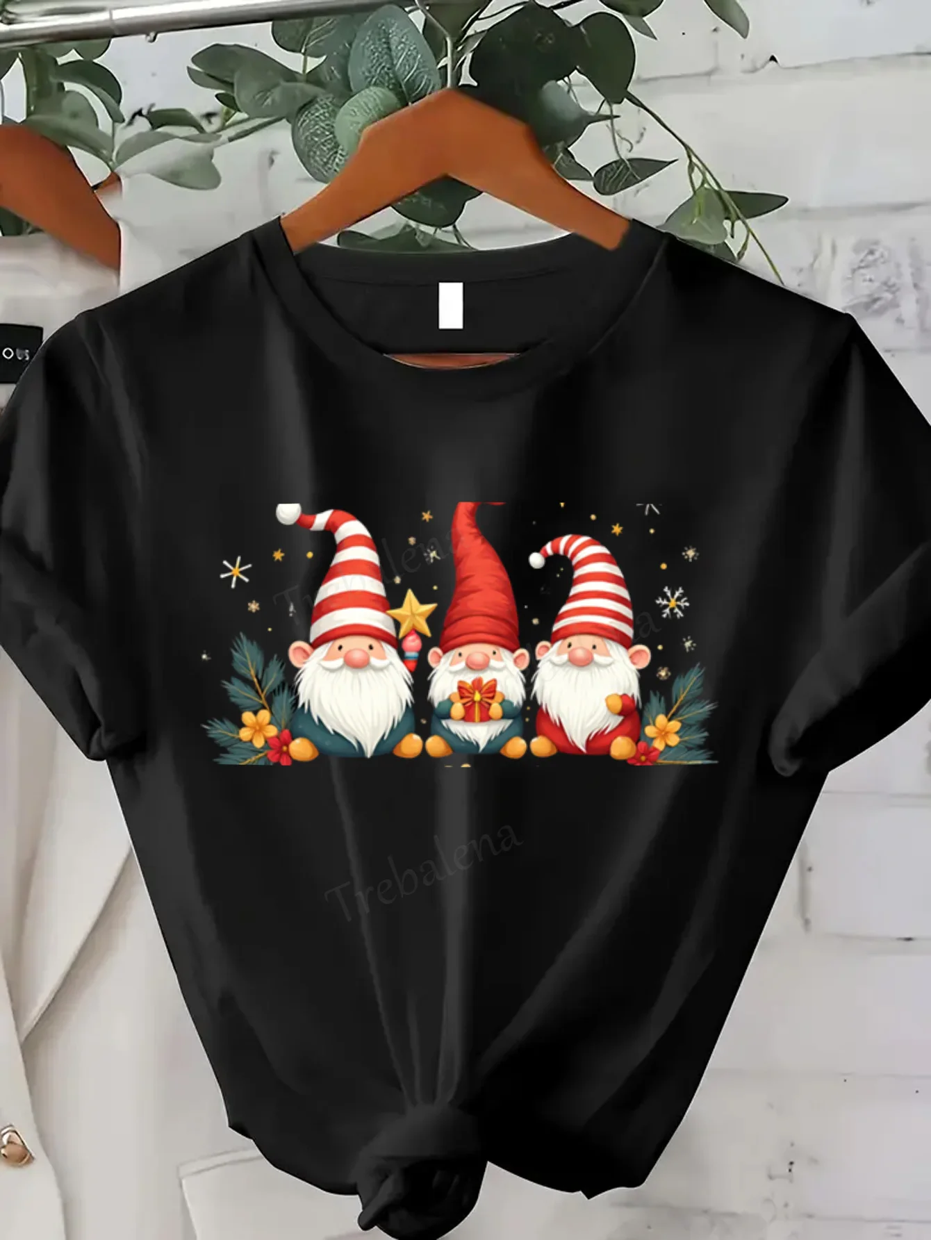

Women T-shirt Christmas Gnomes Print Women's T-Shirt, Festive Holiday Style