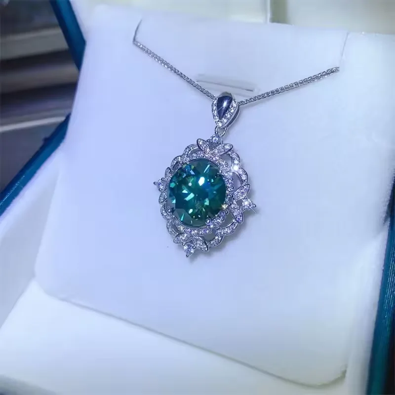 Vantage Design High Quality 925 Sterling Silver 5 Carat Green Moissanite Necklace for Ladies Trendy Party Engagement Girl's Gift