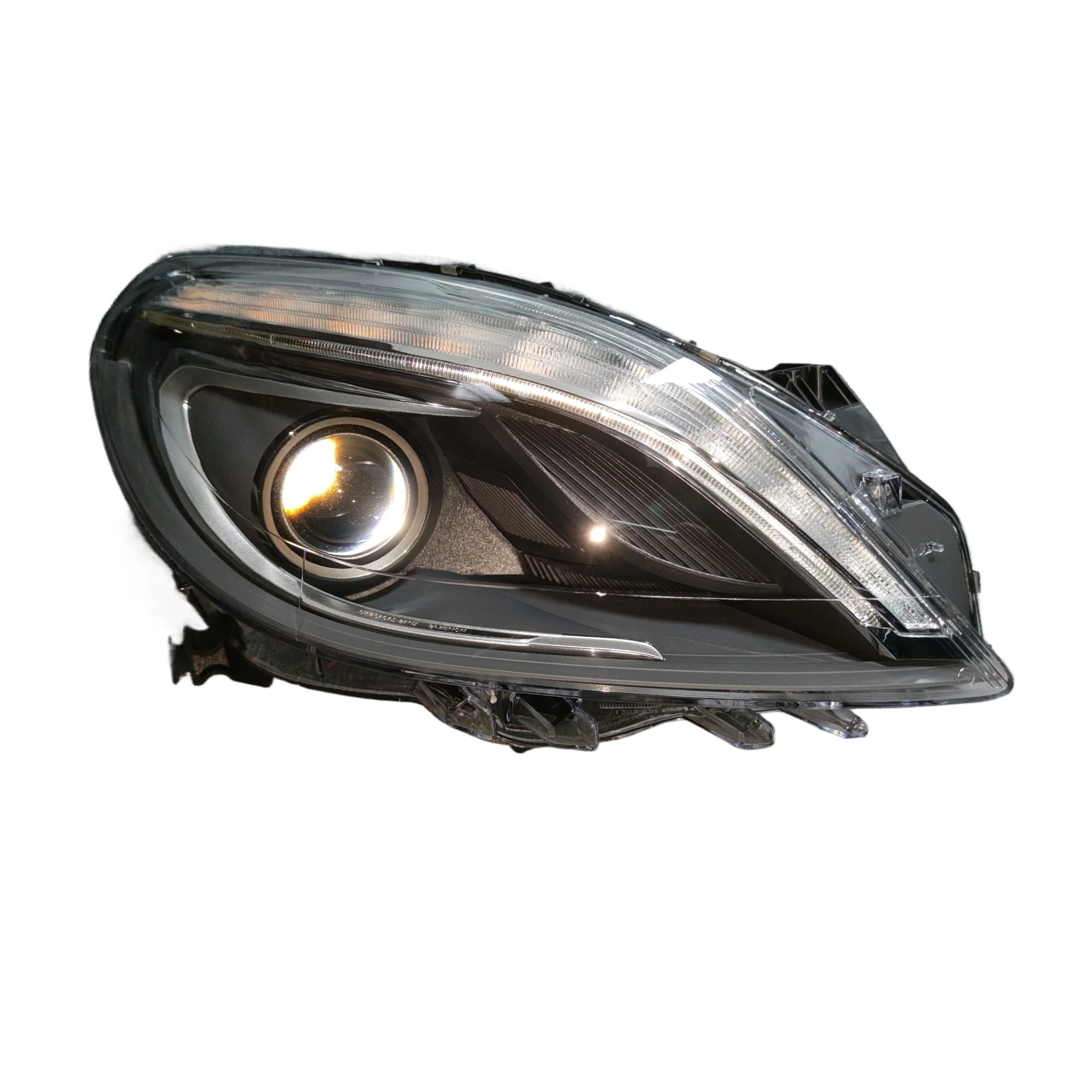 

Suitable for Mercedes Benz B-Class W246 Car Lighting System Halogen Headlights