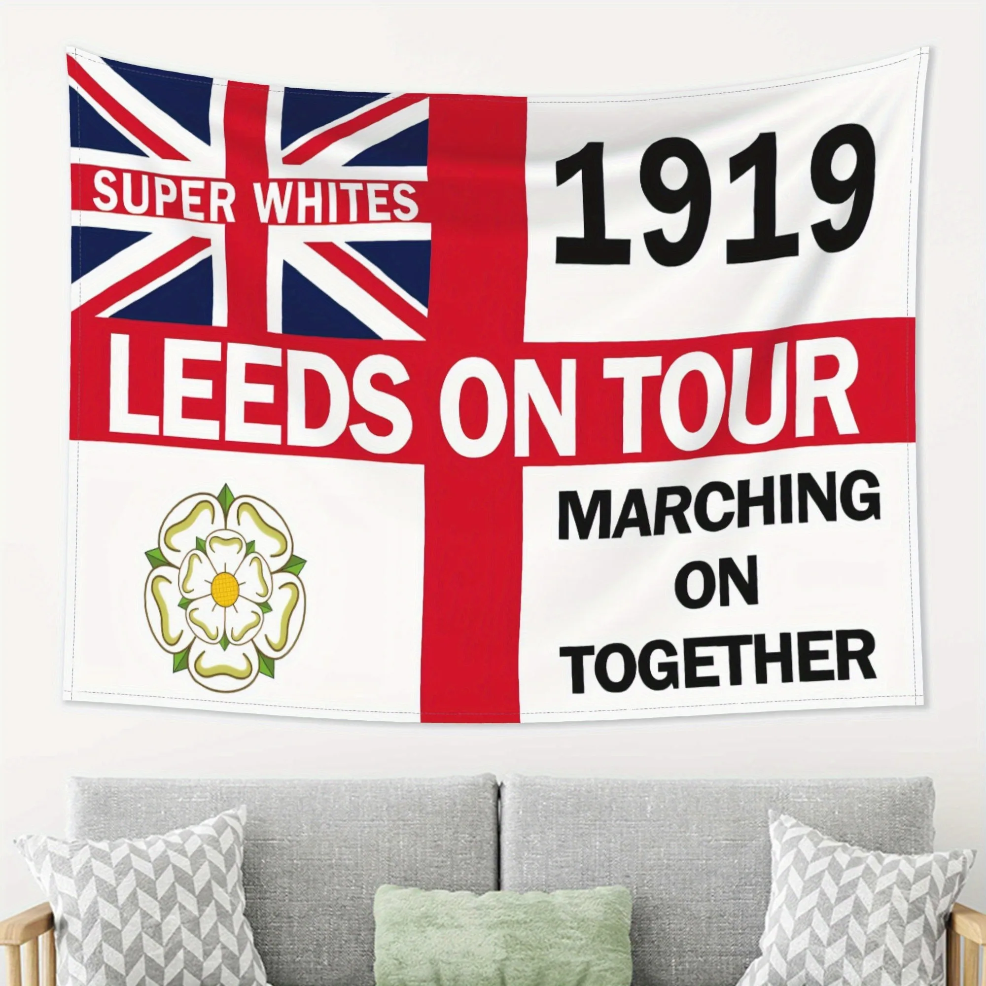 ليدز يونايتد FC 1919 نسيج كرة القدم مروحة الكهف ديكور الجلد المدبوغ البوليستر جدار الفن مباراة يوم غرفة نوم بار راية خفيفة الوزن محكم #5