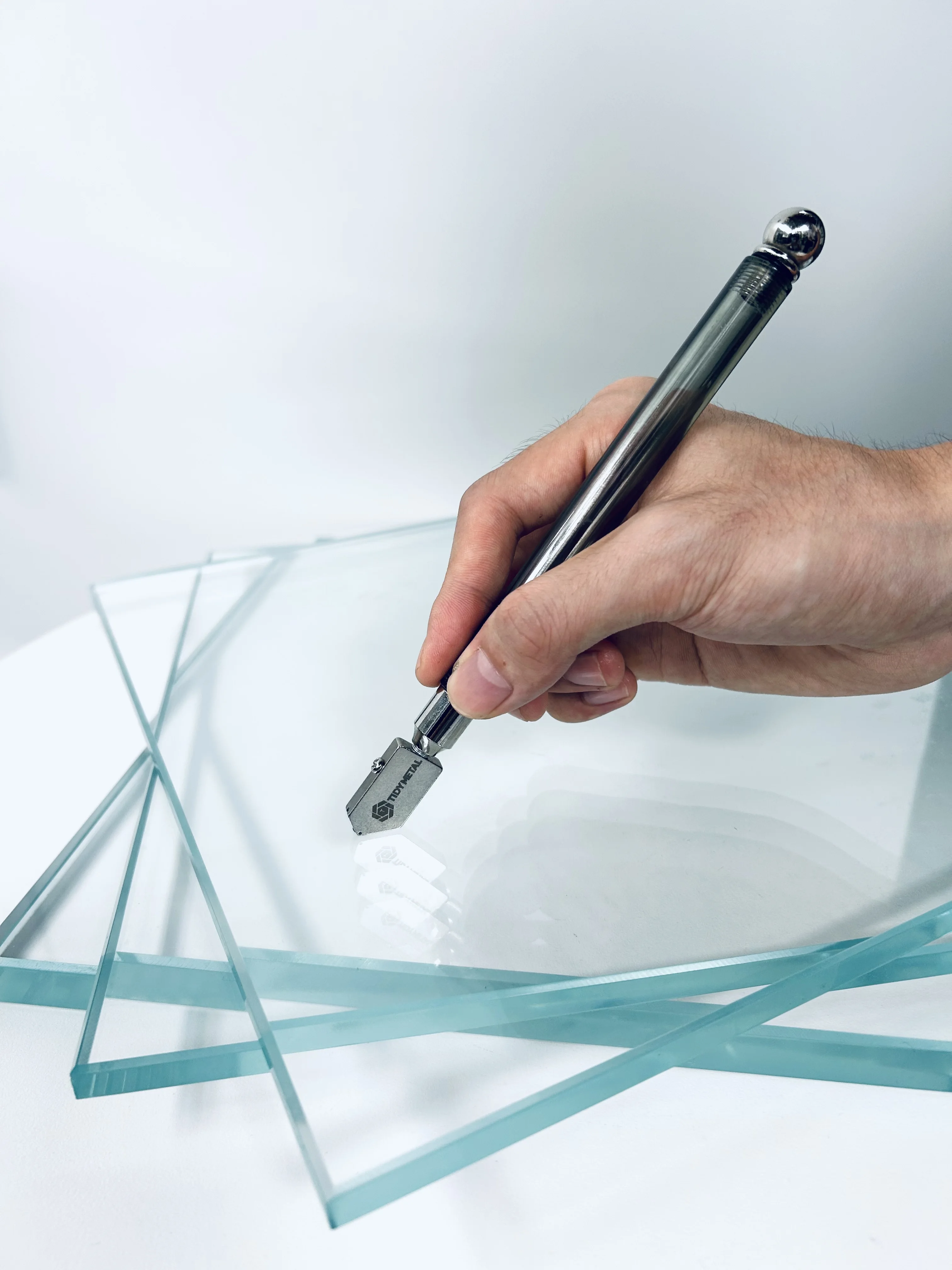 أداة دقيقة لقطع الزجاج المملوء بالزيت من الدرجة الصناعية لقطع البلاط وقطع المرآة