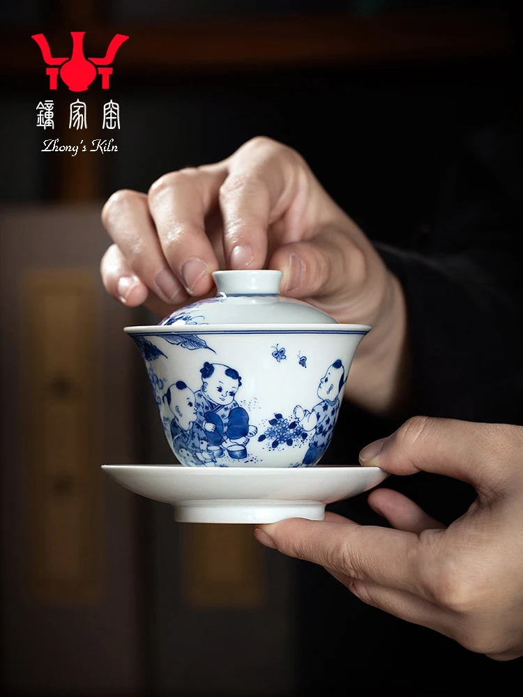 

Zhongjia Lid Jingdezhen Chai Kiln Blue And White Hand Painted Figure Craftsman Boy Kung Fu Tea Bowl Sancai Cup