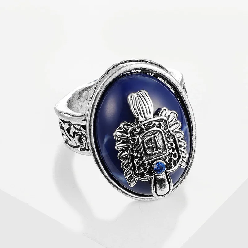 The Vampire Diary Rings Caroline Damon Salvatore Stefan Cosplay Ring Props Cute Family Crest Badge Rings Gifts for Friends