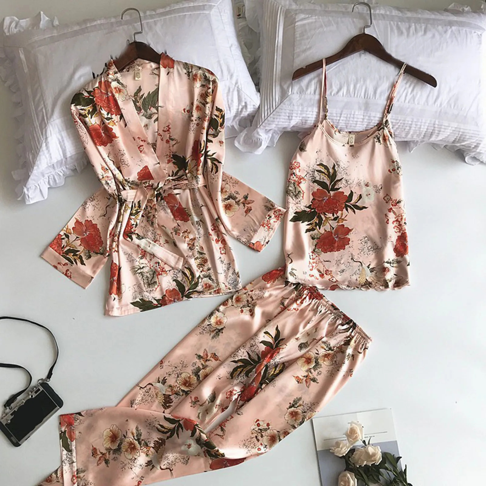 Three Piece Pajamas Set Women\'S Homewear Vintage Floral Camisoles Top Pants Kimono Cardigan Shirt Satin Silk Pj Set Loungewear