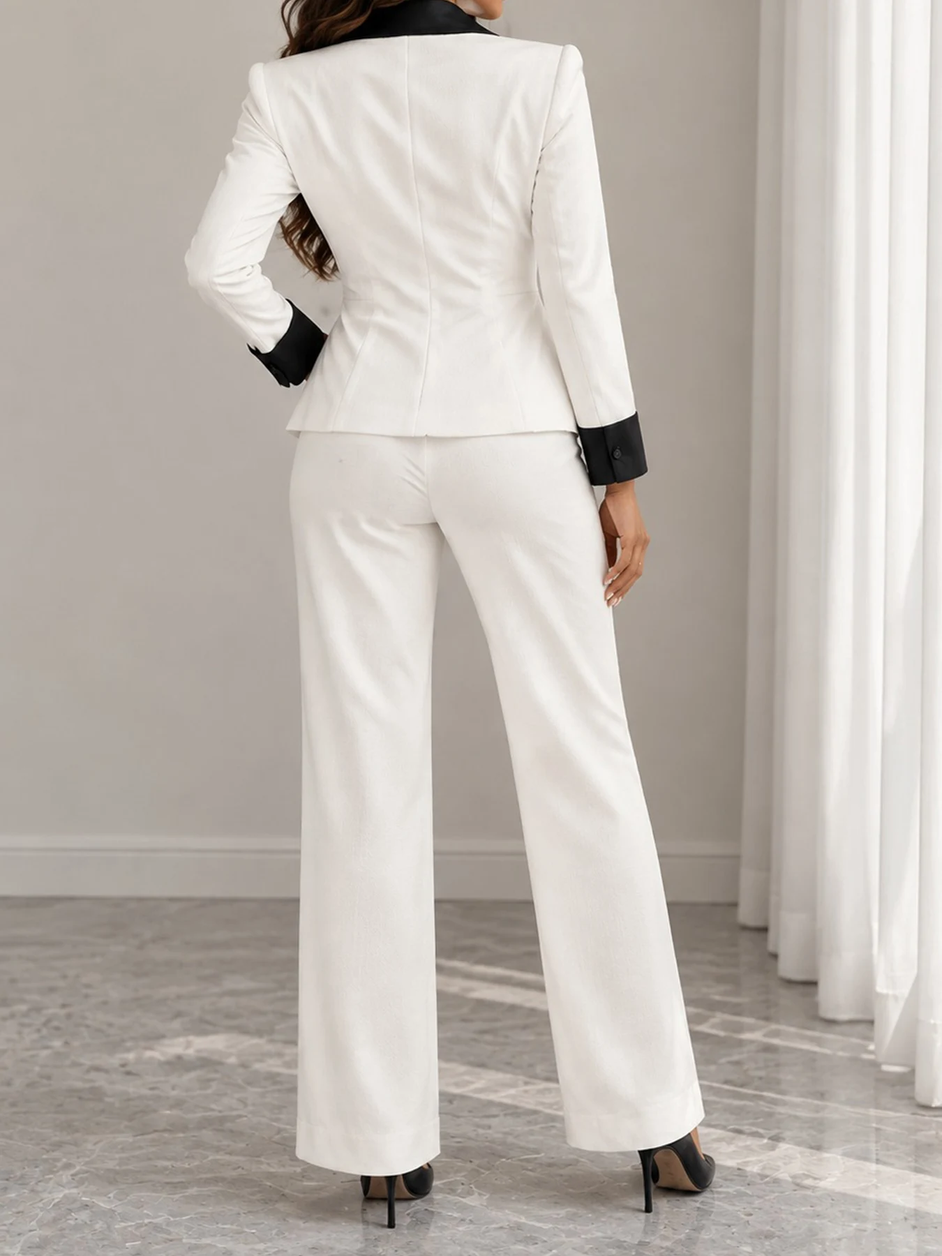 New Women's Double-breasted Black and White Contrast Blazer Suit, Elegant and Versatile, Perfect for Office and Business Casual