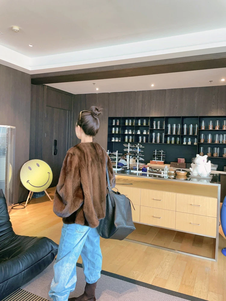Lautaro Autumn Winter Brown Thick Warm Soft Faux Mink Fur Coat Women Lantern Sleeves Elegant Luxury Chic Fluffy Jacket 2026