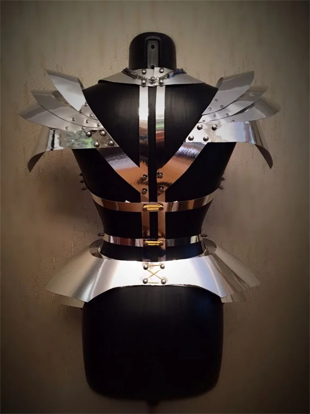 ナイトクラブ テクノロジー感 未来戦士 女性 ゴーゴーパフォーマンス ドレスバー 女性用レンズ レザー ホローアウト ドラッグクイーンコスチューム