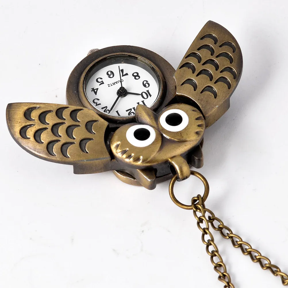 1Pcs Owl Shape Pocket Watch Vintage Brass Retro Mechanical Watch with Exquisite Detail Creative Design Fashion Accessory
