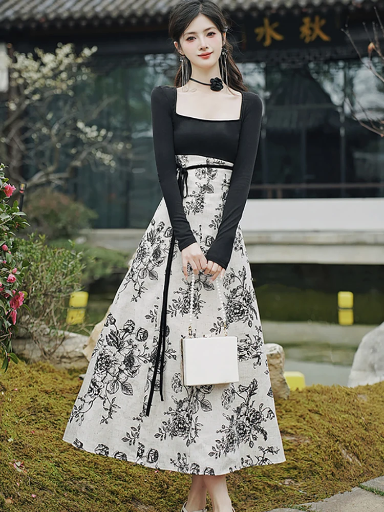 2025 White Floral Patchwork Black Sqaure Collar Long Dress Women Elegant Luxury Dress with Long Sleeve Autumn Winter Party Dress