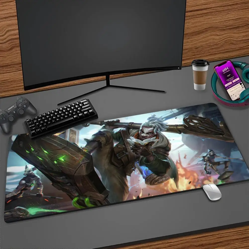 

Ekko Elise Evelynn Mouse Pad Cartoon Lockedge Large Gaming Pad Computer Gamer Keyboard Mat Desk Mousepad PC Desk Pad
