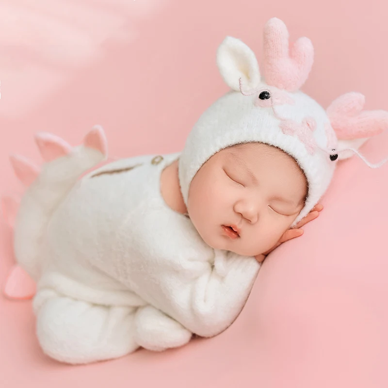 Dragon Outfit For Newborn Photo Knitted Dragon Hat Long Sleeve Jumpsuit Baby Girl Photography Clothes Pink Backdrop Blanket Prop